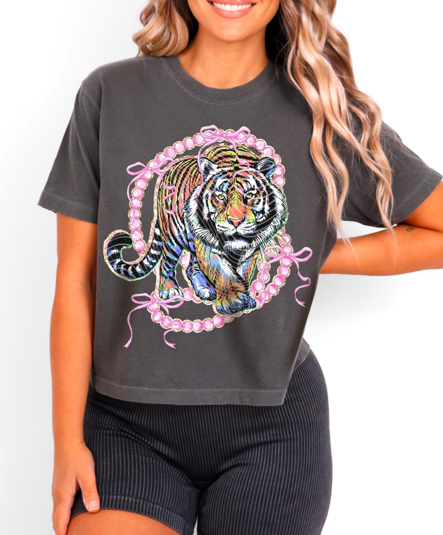 T-Shirt Sweatshirt Crewneck Pearl Tiger with Pink Bows – Fierce & Feminine Design