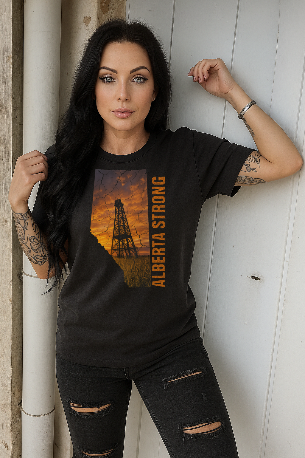 T-Shirt Hoodie Crewneck Alberta Strong Hoodie – Oil Rig Silhouette in Sunset Design