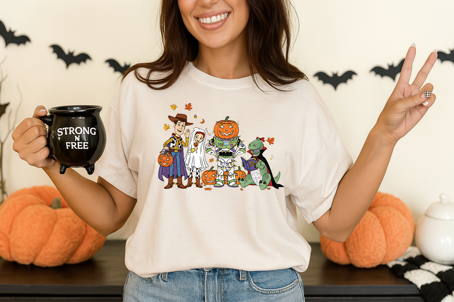 T-Shirt Hoody Crewneck Toy Halloween Group Tee – Woody, Buzzz, Rexx & Friends