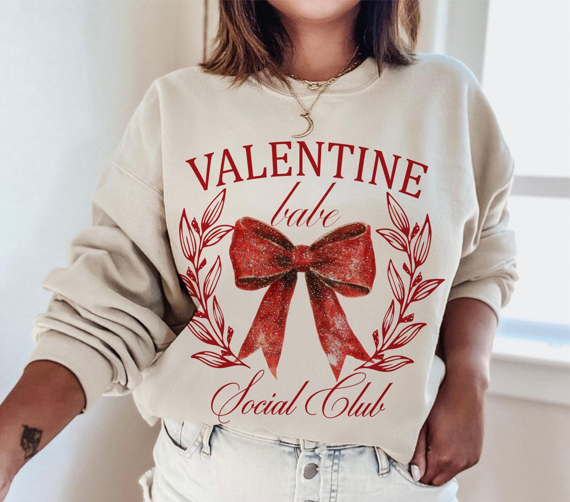 Sweatshirt Hoodie Crewneck T-Shirt Happy Valentines Social Club ..