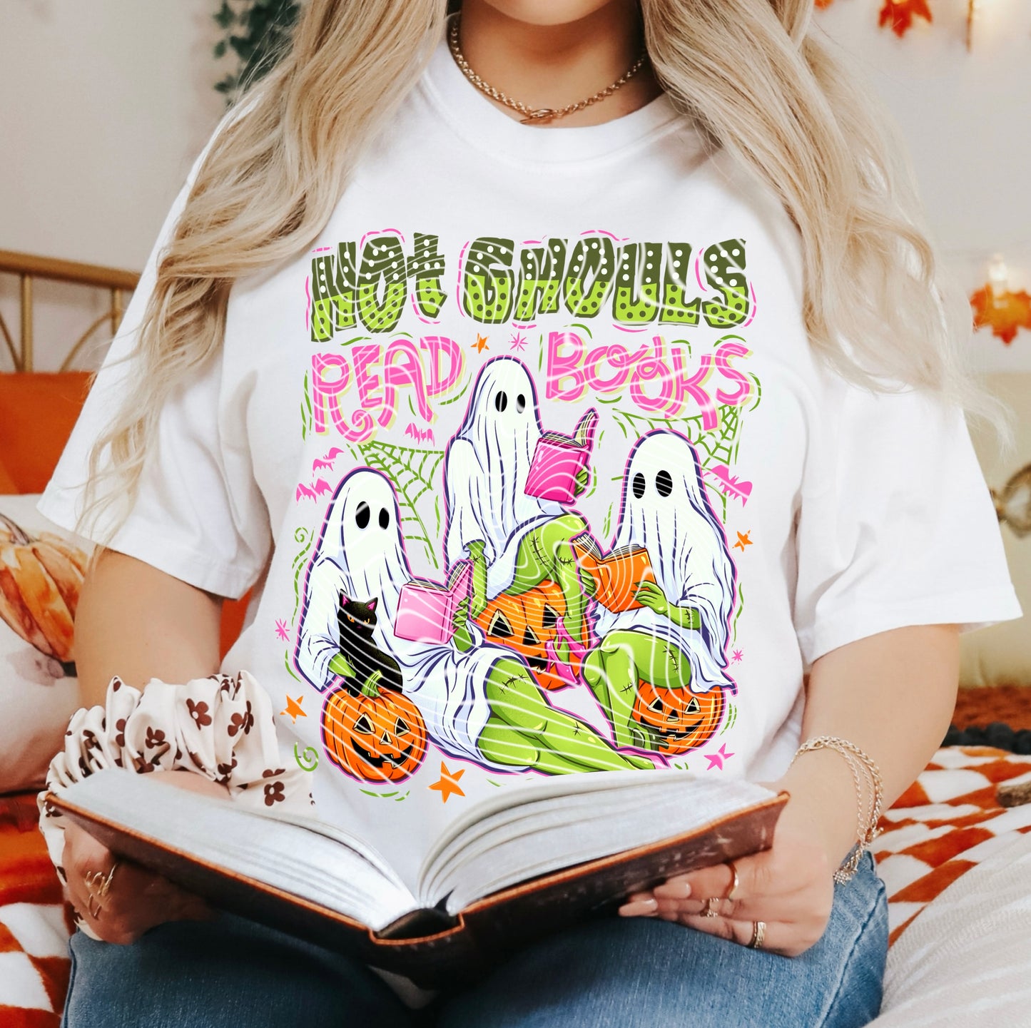 Hot Ghouls Read Books – Spooky Cute Sweatshirt with Full Sleeve Print