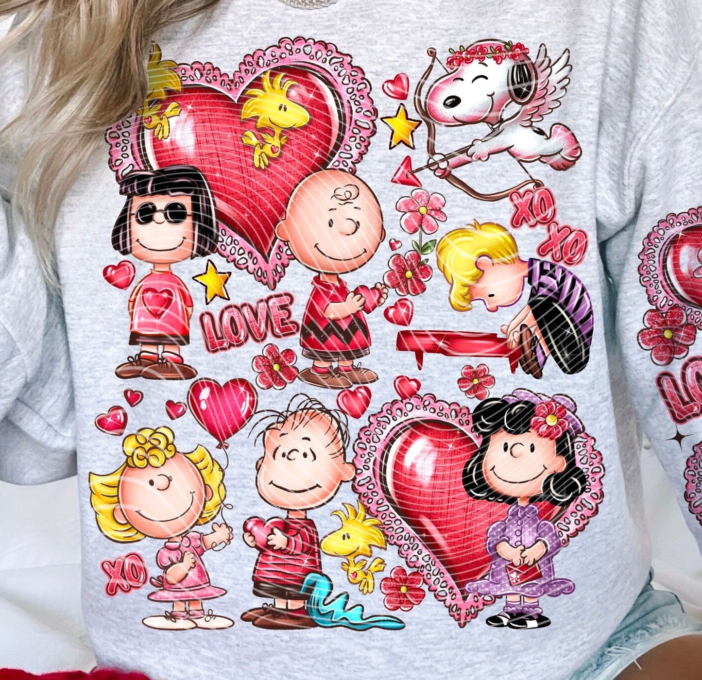 Sweatshirt Hoodie Crewneck T-Shirt Happy Valentines Peanut Valentine /w Sleeves offered