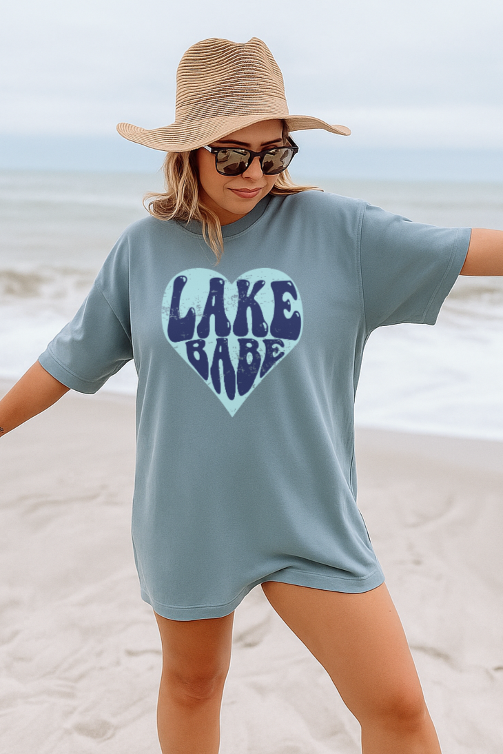 T-Shirt Crewneck Hoody – Lake Babe | Retro Heart Beach Design