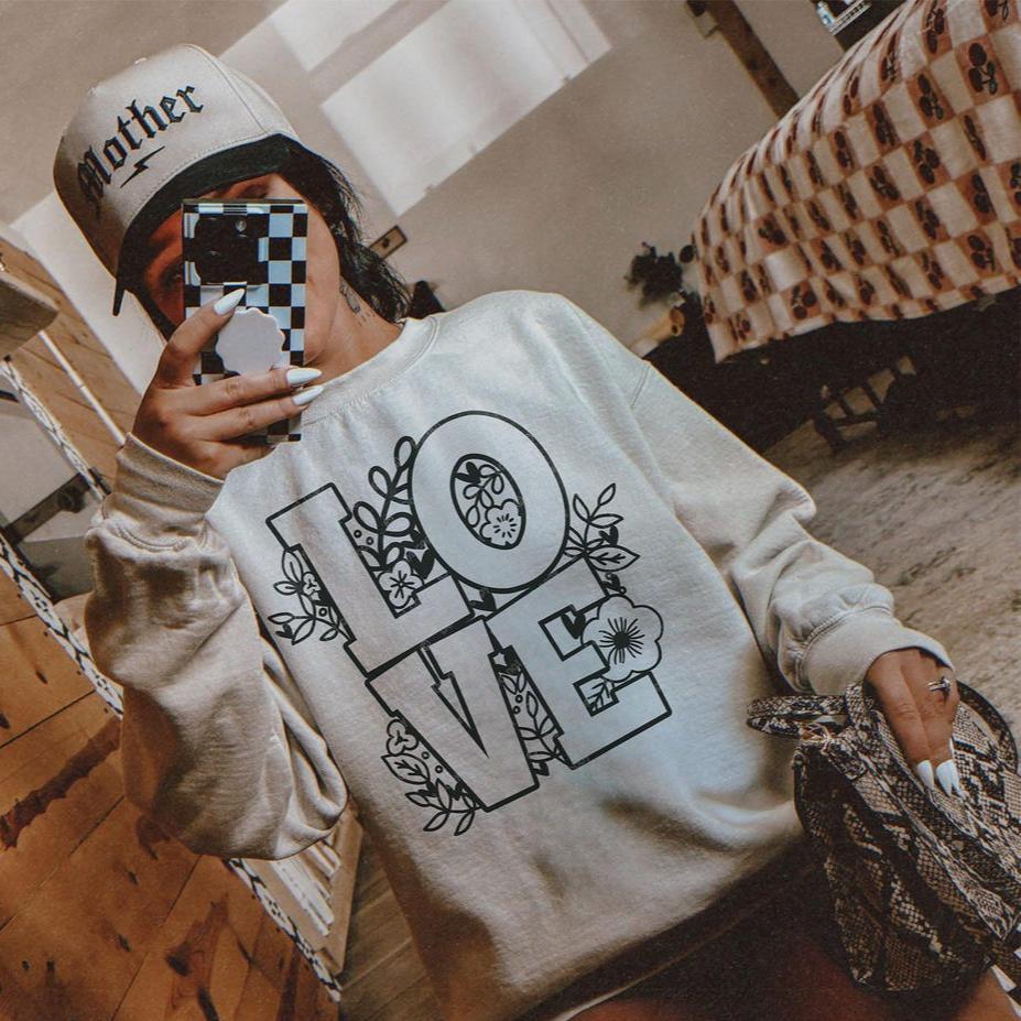 Sweatshirt Or T-Shirt Hoodie Rustic Design LOVE