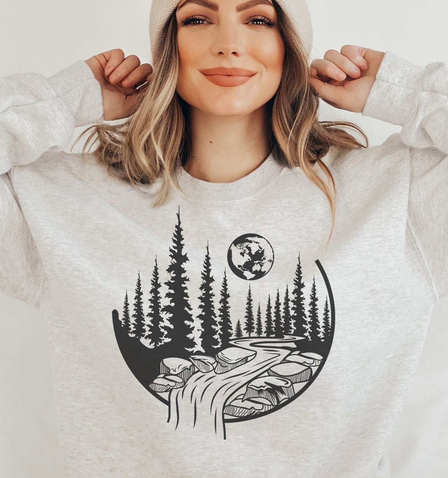T-Shirt or Sweatshirt Geo Strong N Free Designs .