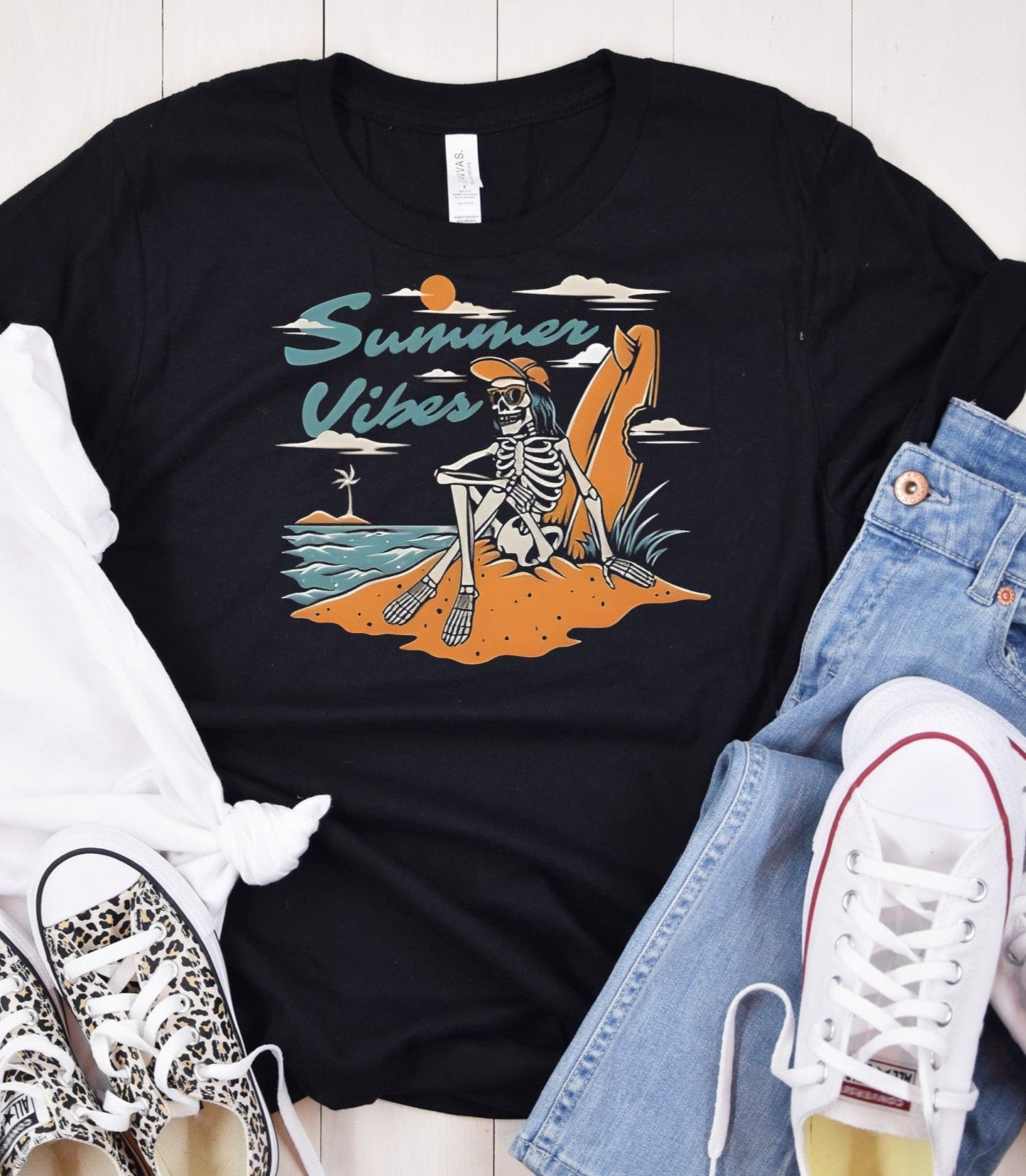 T-Shirt Or Sweatshirt Summer Skulls summer vibes vintage - Can Change Bottom .