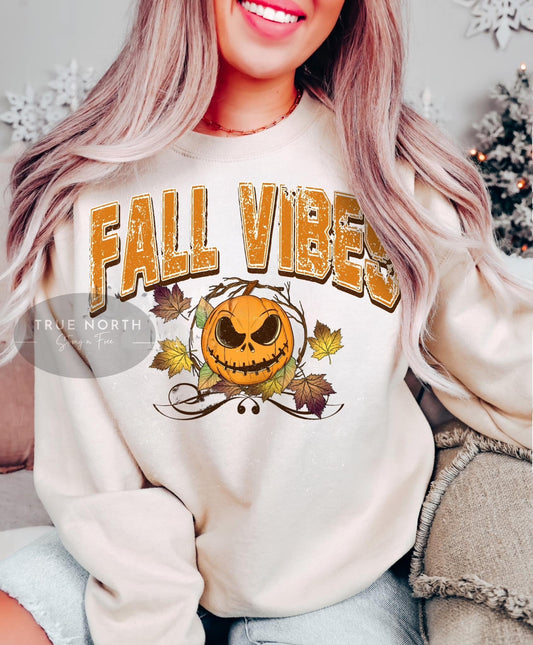 T-Shirt Sweatshirt  Halloween Vibes .