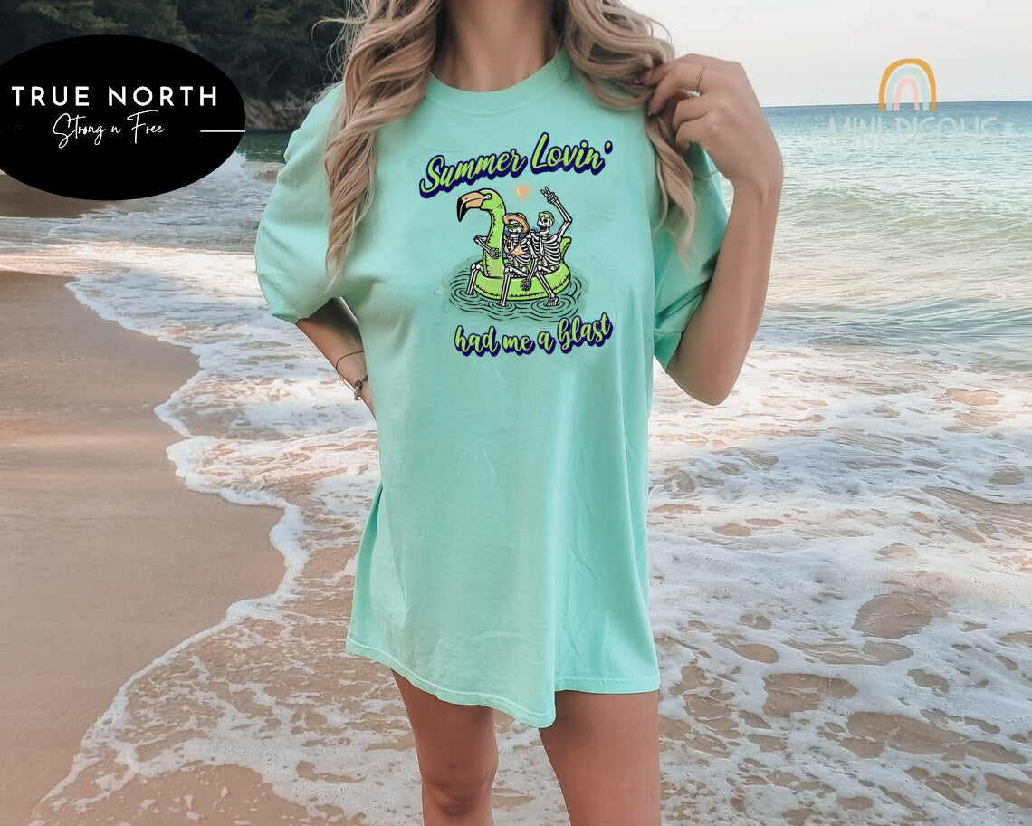 T-Shirt or Sweatshirt Summer Love In - 4 Colors .