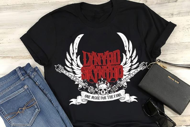 Lynyrd skynyrd vintage deals t shirt