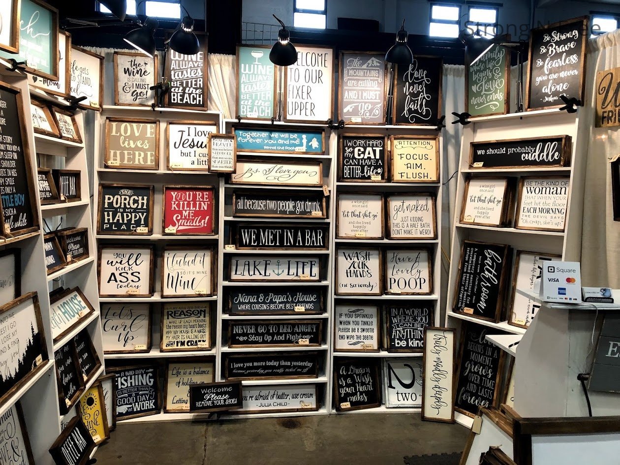 House Don't Fall When The Bones Are Good Sign, Family Sign, Above Couch Sign, Large Sign, Bedroom Sign, Above Bed Sign, Master Bedroom SIgn