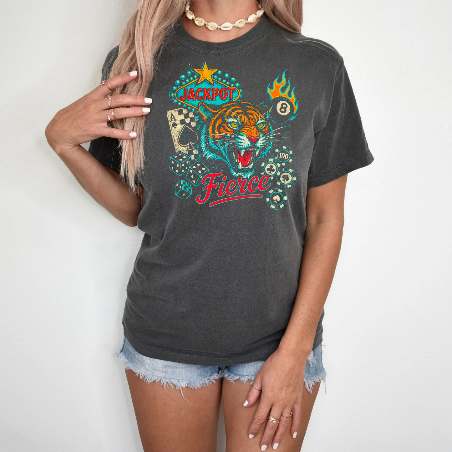 DTF Transfer Fierce Jackpot Tiger – Casino Dice, Flames & Retro Vegas Style