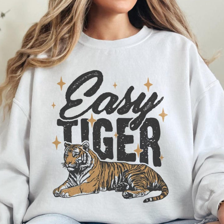 T-Shirt Sweatshirt Crewneck Easy Tiger – Retro Relaxed Wildcat Graphic with Stars)