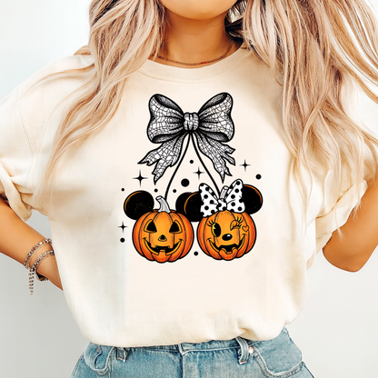 T-Shirt Hoody Crewneck Mick & Min Pumpkin Tee – Halloween Jack-O’-Lantern Bow Design