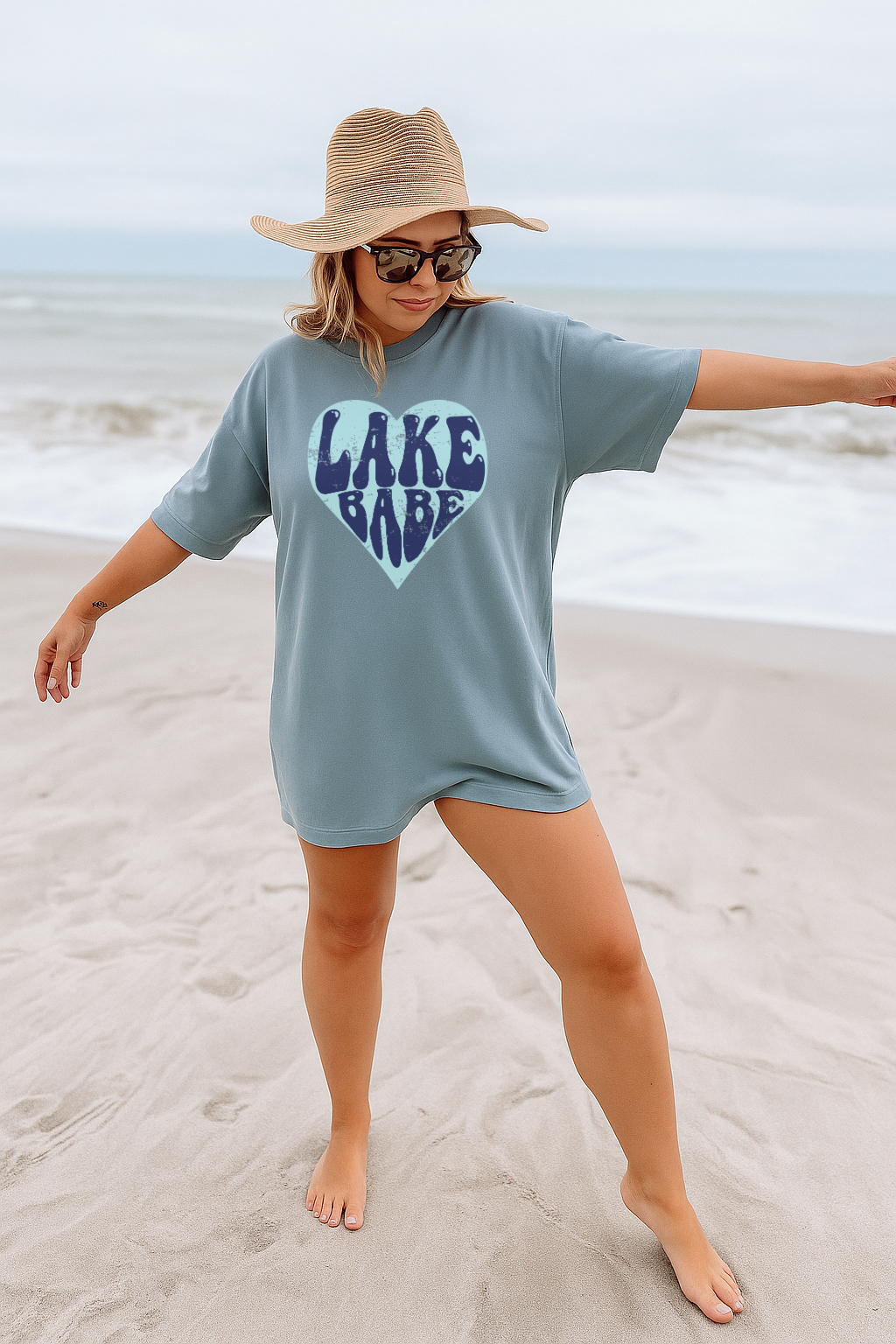 T-Shirt Crewneck Hoody – Lake Babe | Retro Heart Beach Design