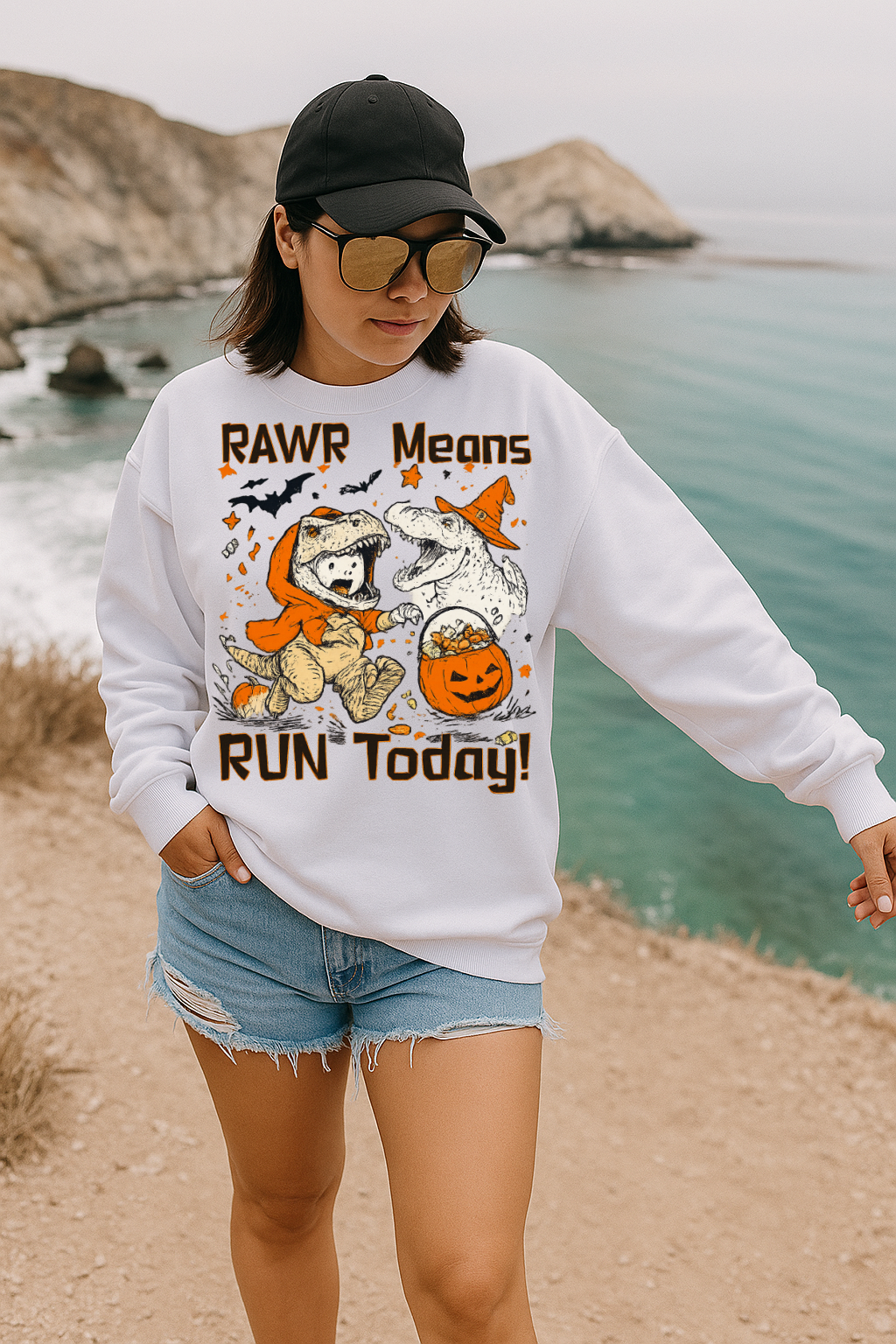 Hoody T-Shirt Crewneck RAWR Means RUN Today – Funny Halloween Dinosaur Costume Print