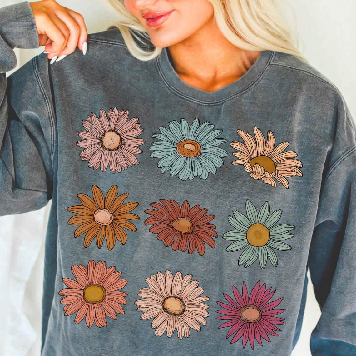 T-Shirt Sweatshirt Hoodie  Retro Boho Daisy Floral Aesthetic Design Crewneck