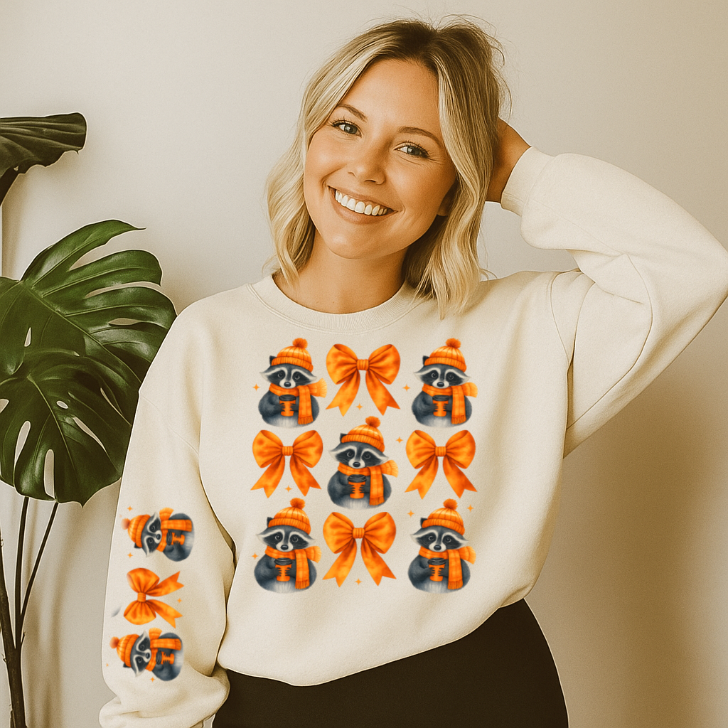 T-Shirt Hoody Winter Raccoons & Bows – Orange Scarf Animals