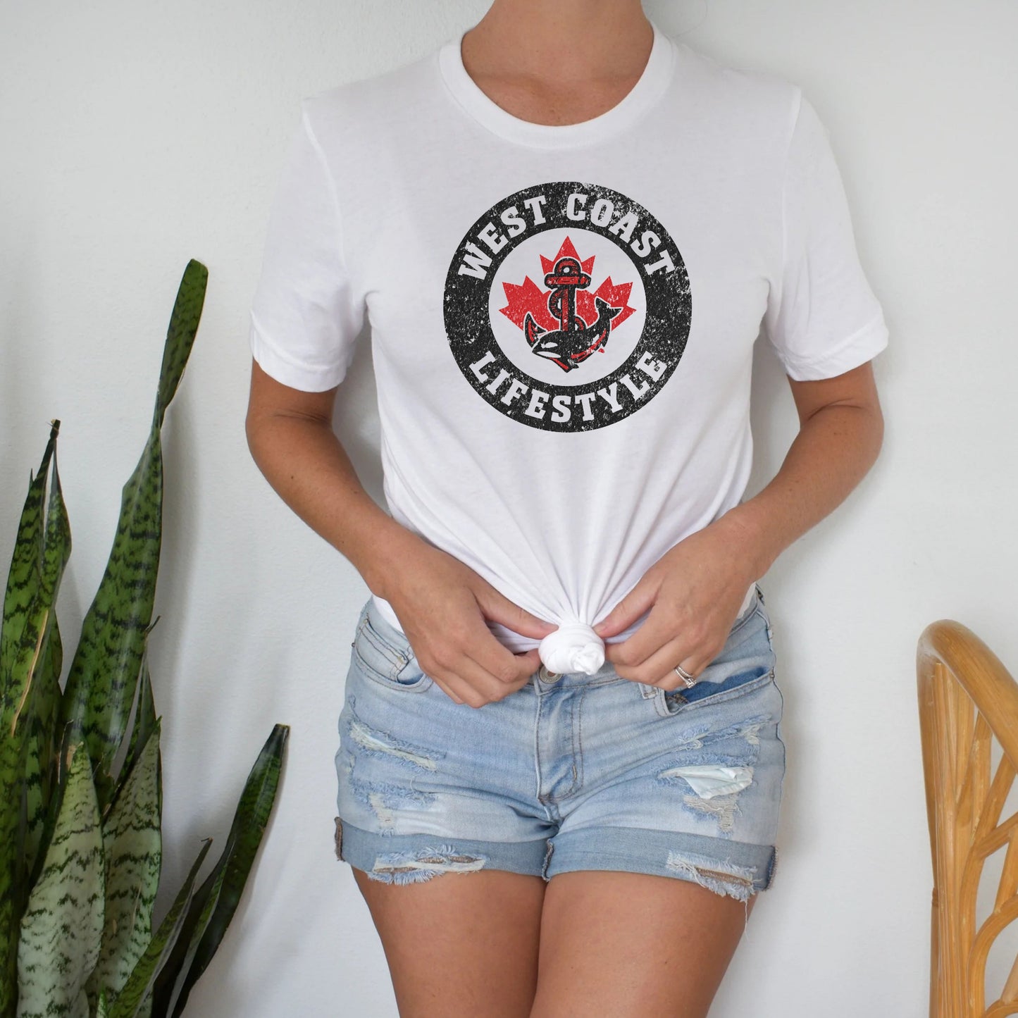 T-Shirt Sweatshirt Crewneck West Coast Lifestyle – Anchor, Orca & Maple Leaf Circle Design