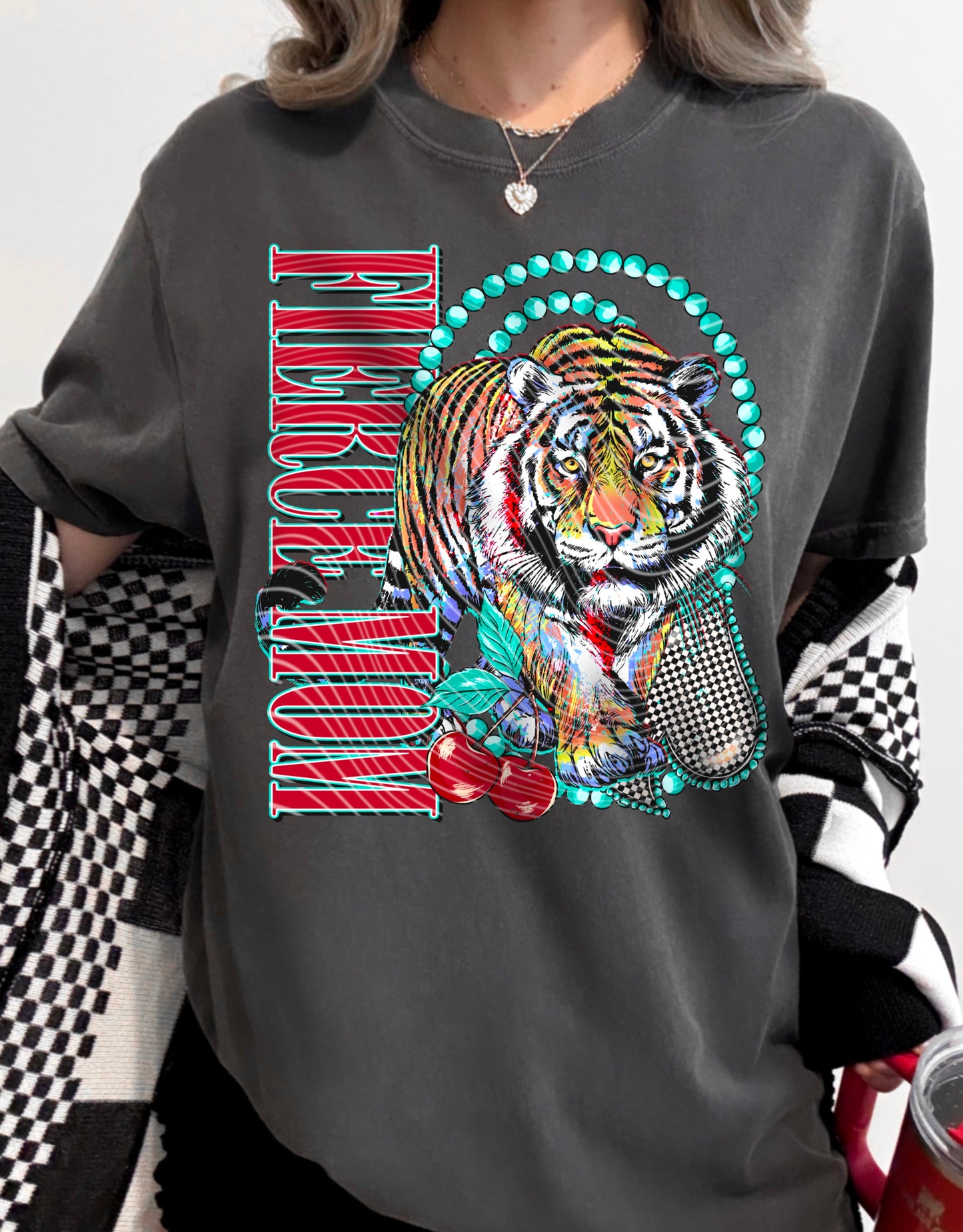 DTF Transfer Fierce Mom Tiger – Retro Wild Style 🐅💎🍒