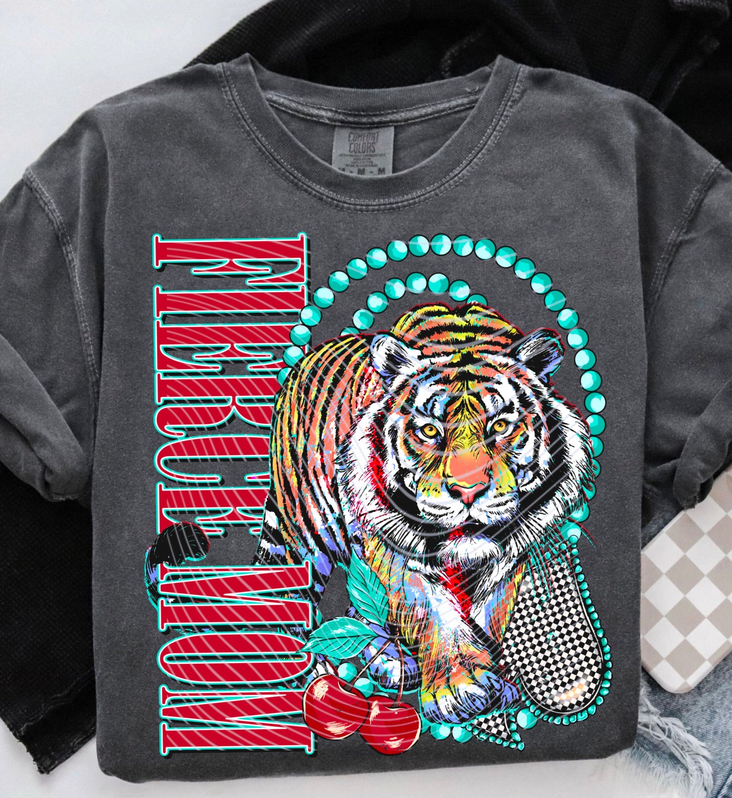 DTF Transfer Fierce Mom Tiger – Retro Wild Style 🐅💎🍒