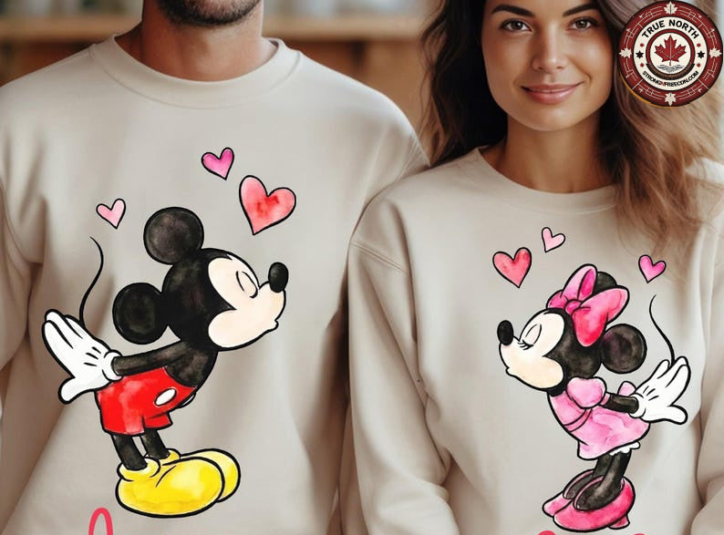 DTF Transfer Cute Cartoon Couple Kissing Pose Graphic