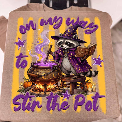 On My Way To Stir The Pot – Funny Witch Raccoon – Halloween Cauldron Spooky Shirt