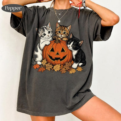 Halloween Kittens – Cute Cats Pumpkin – Vintage Kitten Jack O Lantern Design