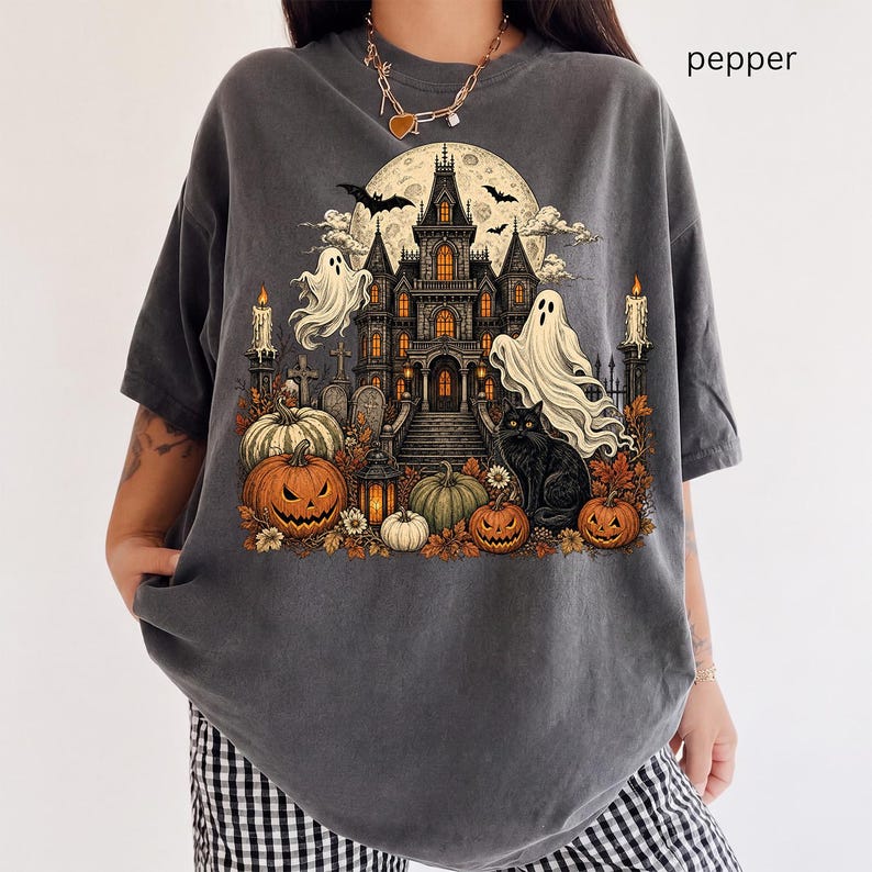 Haunted House – Vintage Halloween – Spooky Ghost Black Cat Design