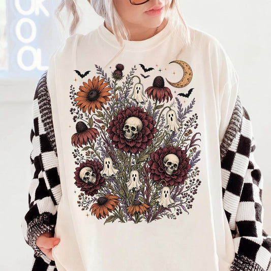 Skull Floral – Gothic Halloween – Ghost Wildflower Skull Design