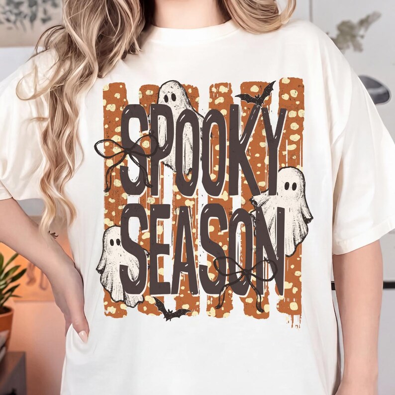 Spooky Season – Halloween Design – Retro Ghost garment preview