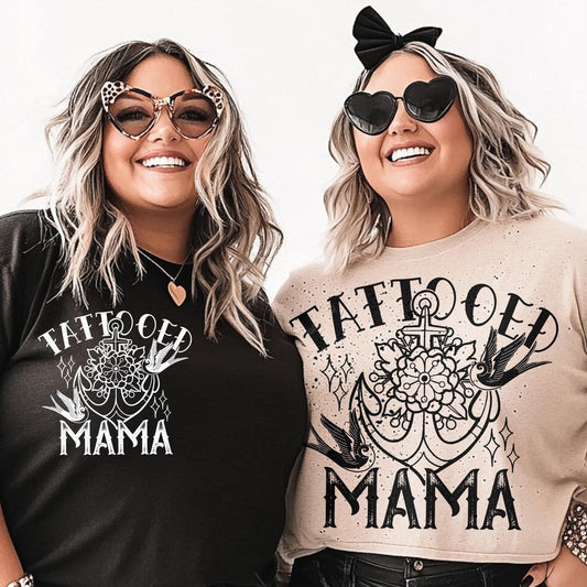 T-Shirt Sweatshirt Crew Tattooed Mama - Bold and Artistic Ink-Inspired Design