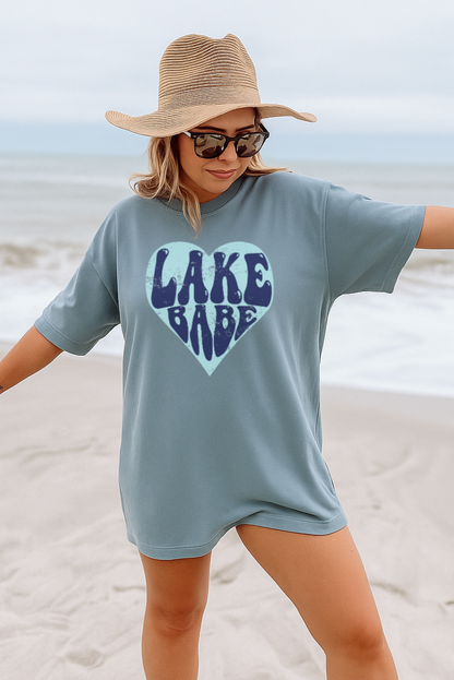 T-Shirt Crewneck Hoody – Lake Babe | Retro Heart Beach Design