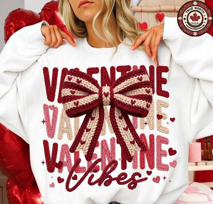 T-Shirt Crewneck Valentines – Valentine Vibes Chunky Bow