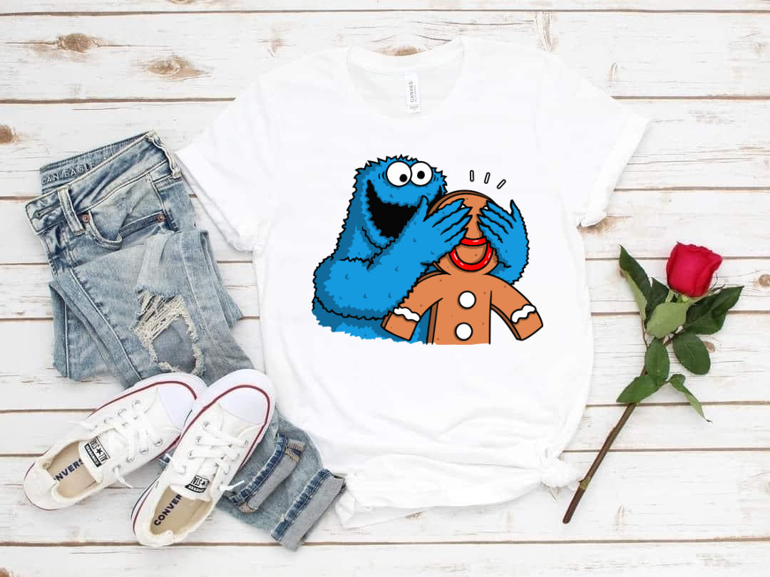 Vintage Cookie Monster T-Shirt or Sweatshirt - Humorous Design for a Playful Look .