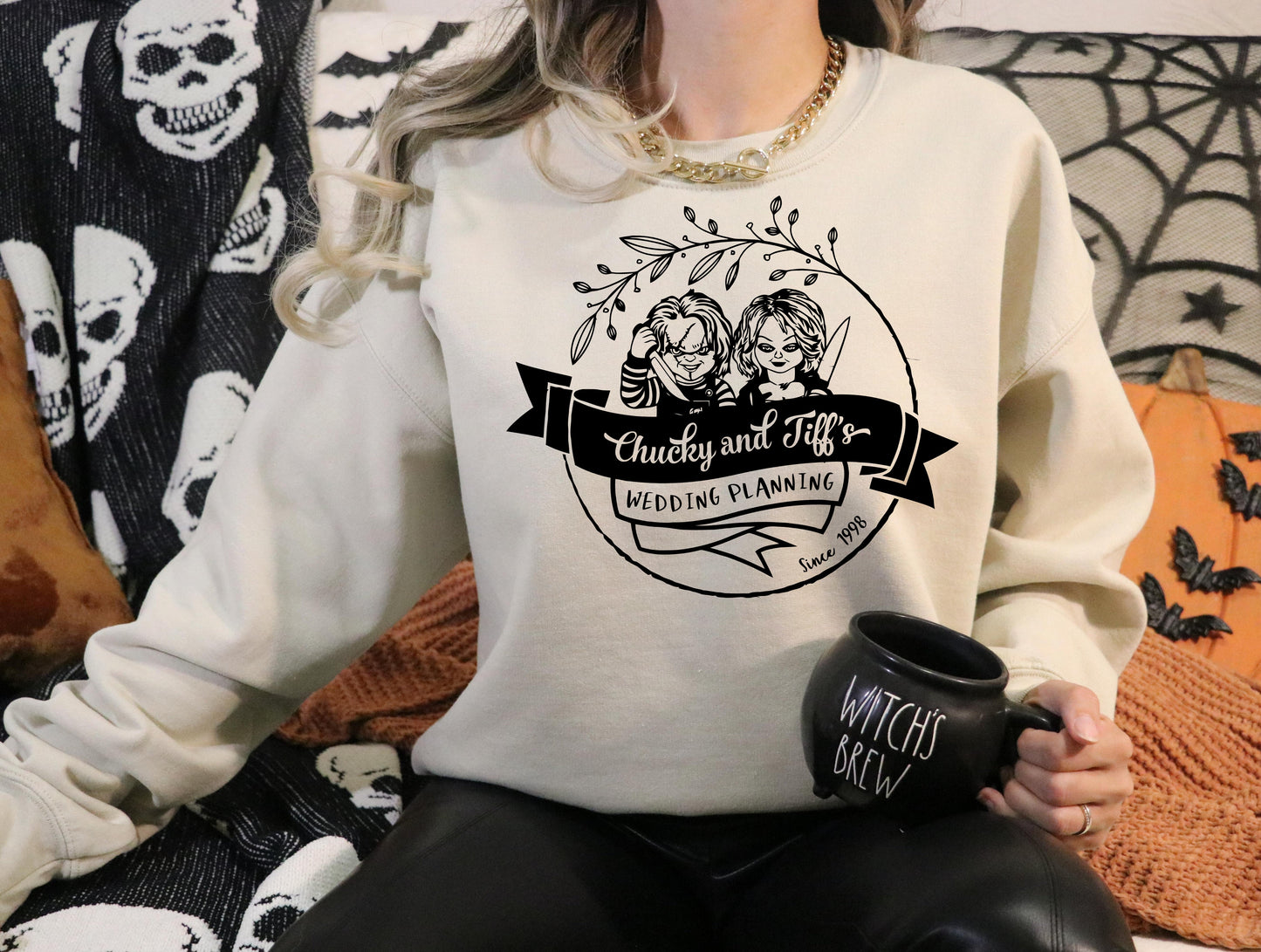 T-Shirt Or Sweatshirt Chucky and Bride Movie Parody Hoodie .