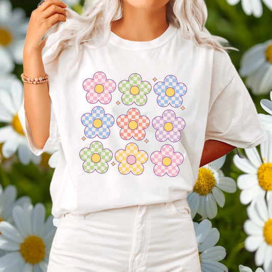 T-Shirt Or Sweatshirt Hoodie  Retro Happy Flowers Daisy .