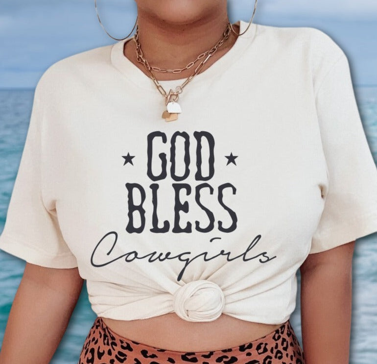 T-Shirt Or Sweatershirt God Bless Country Girl .